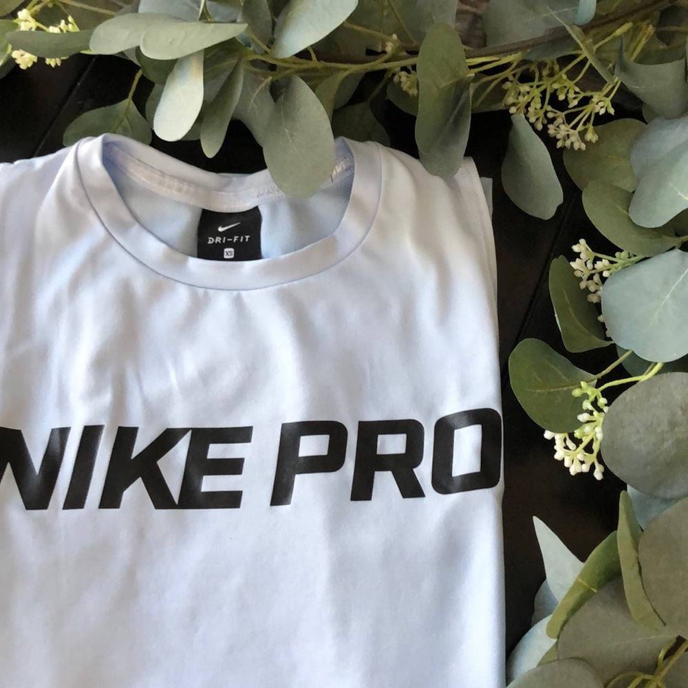 Nike Sleeveless Top
